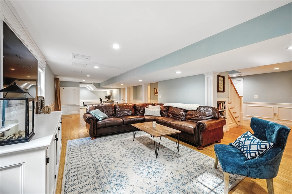 51 Stonegate Dr