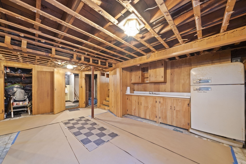 17 Badger Cir