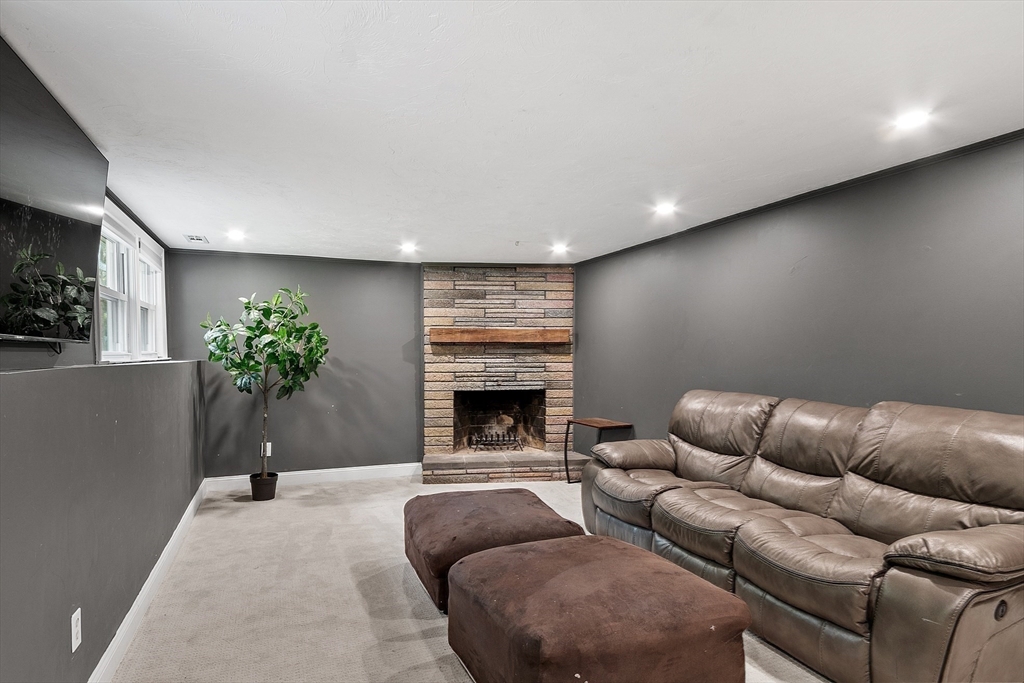 57 Whitney Ave