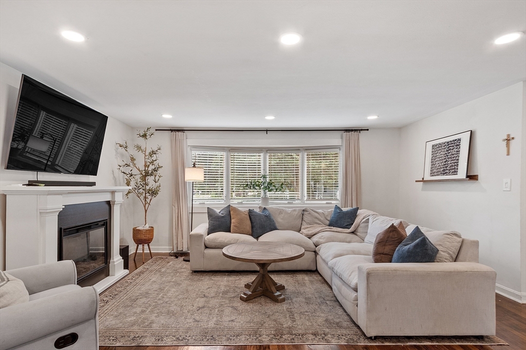 57 Whitney Ave