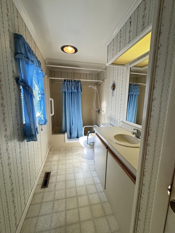 24 High Pond Drive