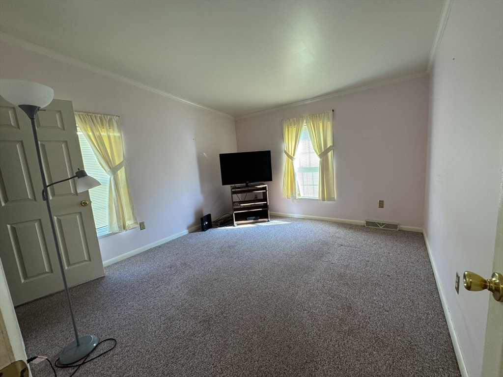 24 High Pond Drive
