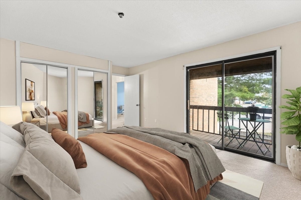 230 Greenbrook Drive # 06 Unit: 6-06