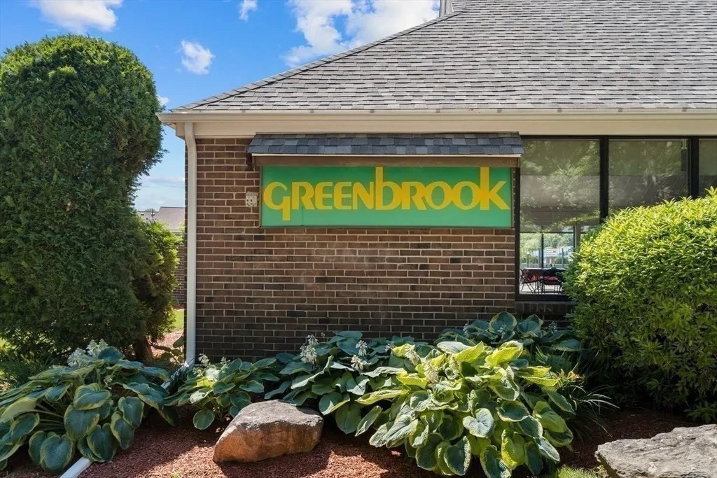 230 Greenbrook Drive # 06 Unit: 6-06