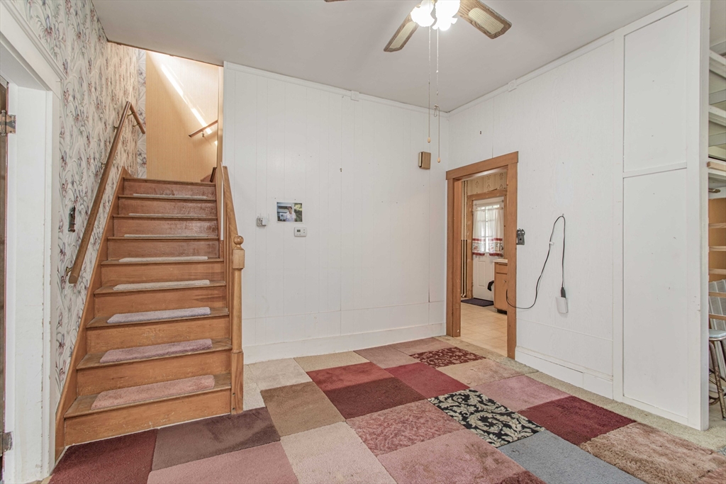 190 W Washington Street