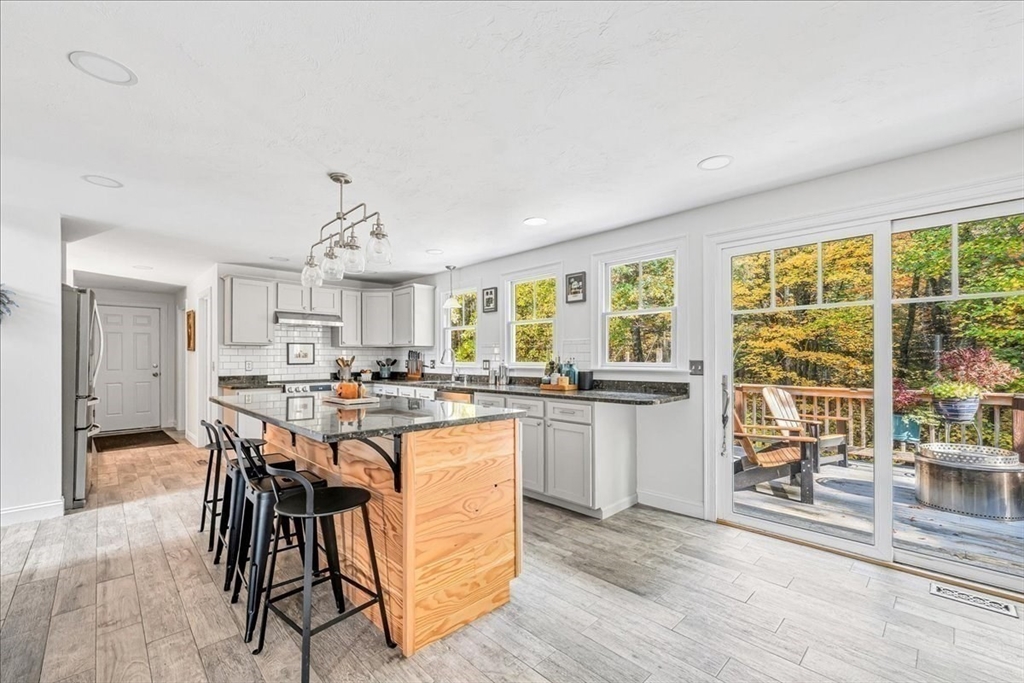 20 Edward Dr