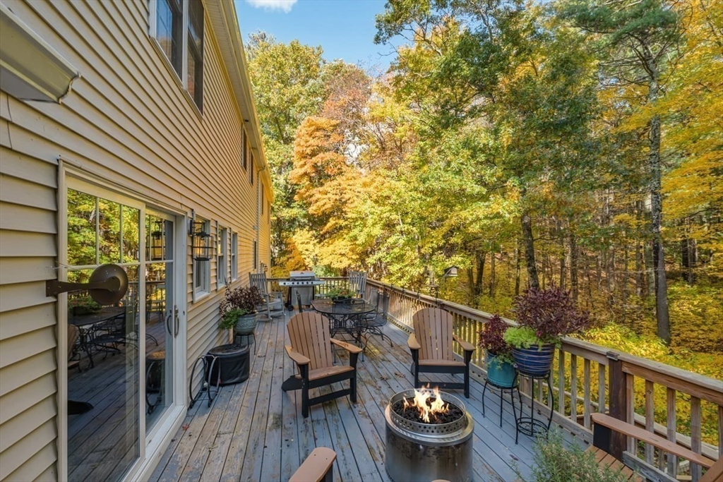 20 Edward Dr