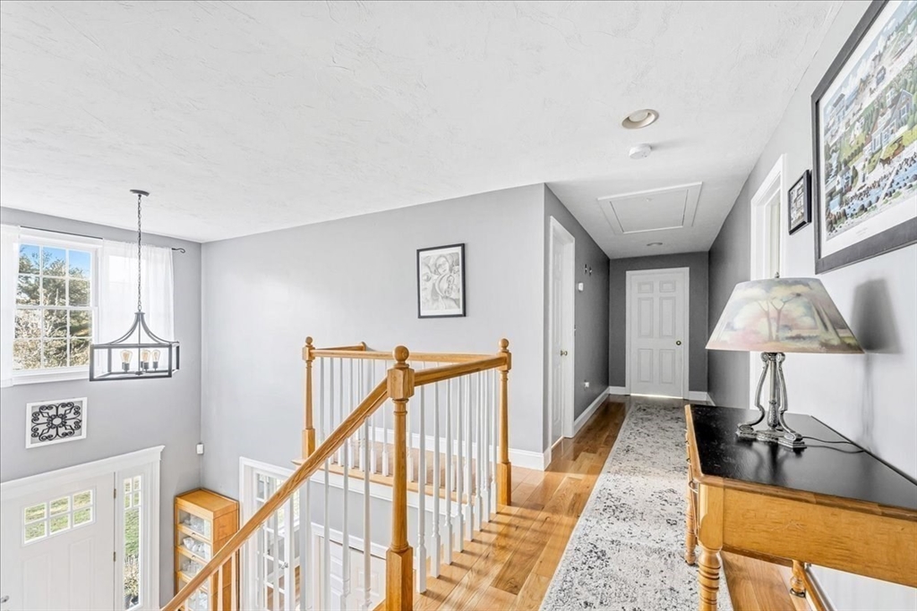 20 Edward Dr