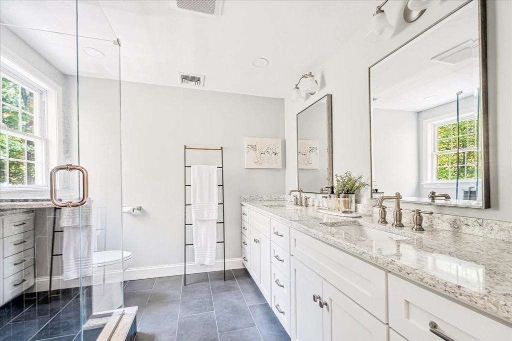 20 Edward Dr