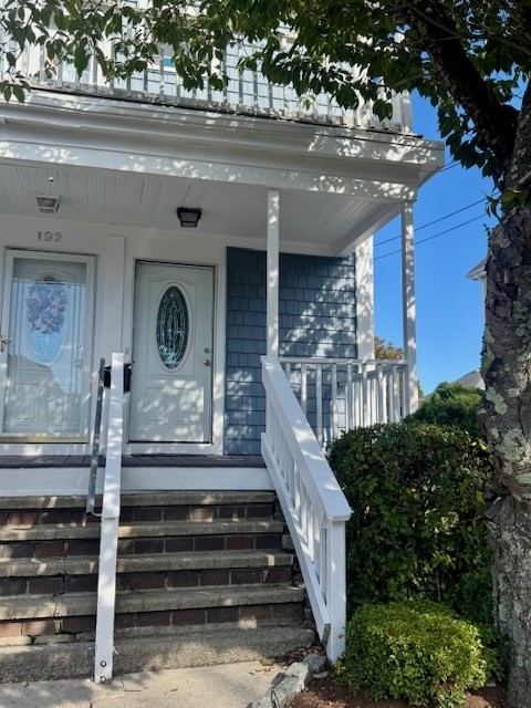 192 Federal Ave # B