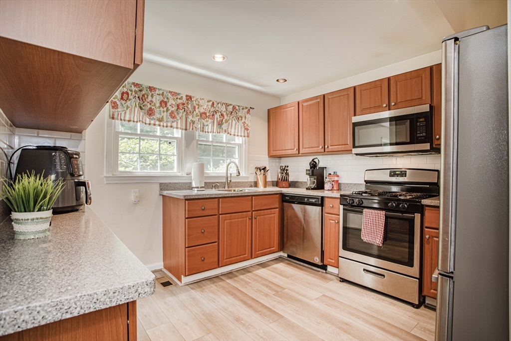 501 Auburn Street # 401