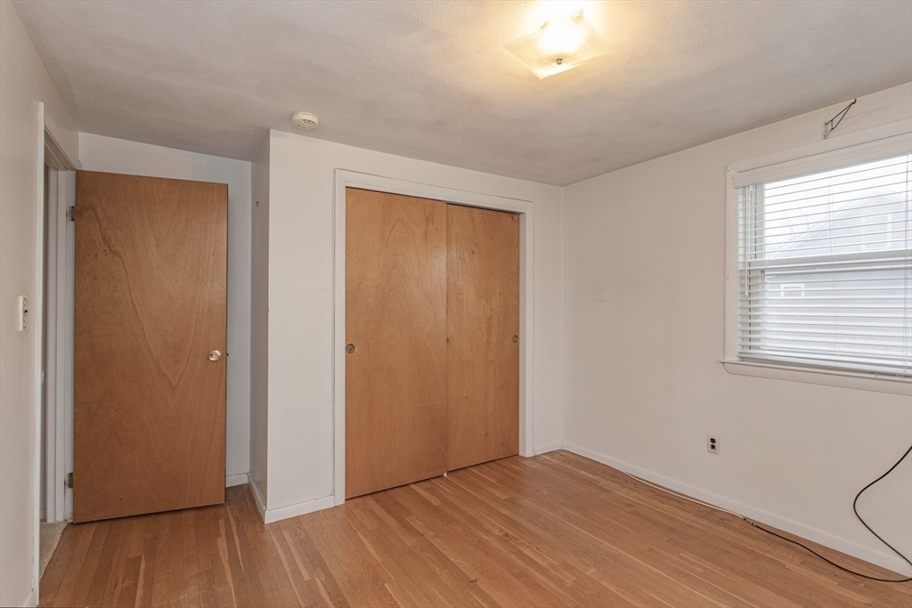 71 Vallaro Rd