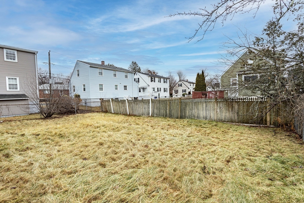 71 Vallaro Rd