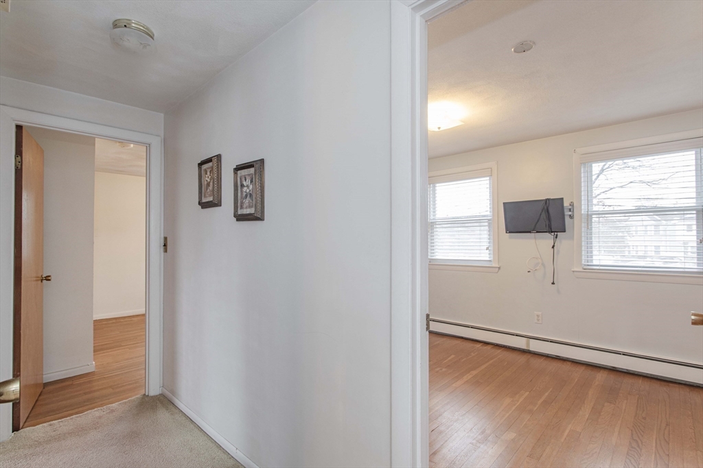 71 Vallaro Rd