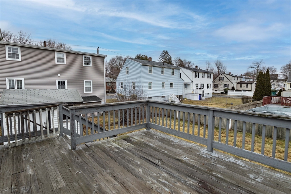 71 Vallaro Rd