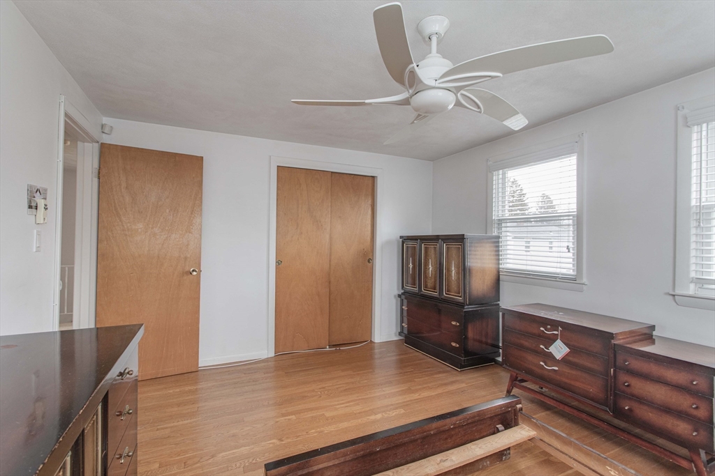 71 Vallaro Rd