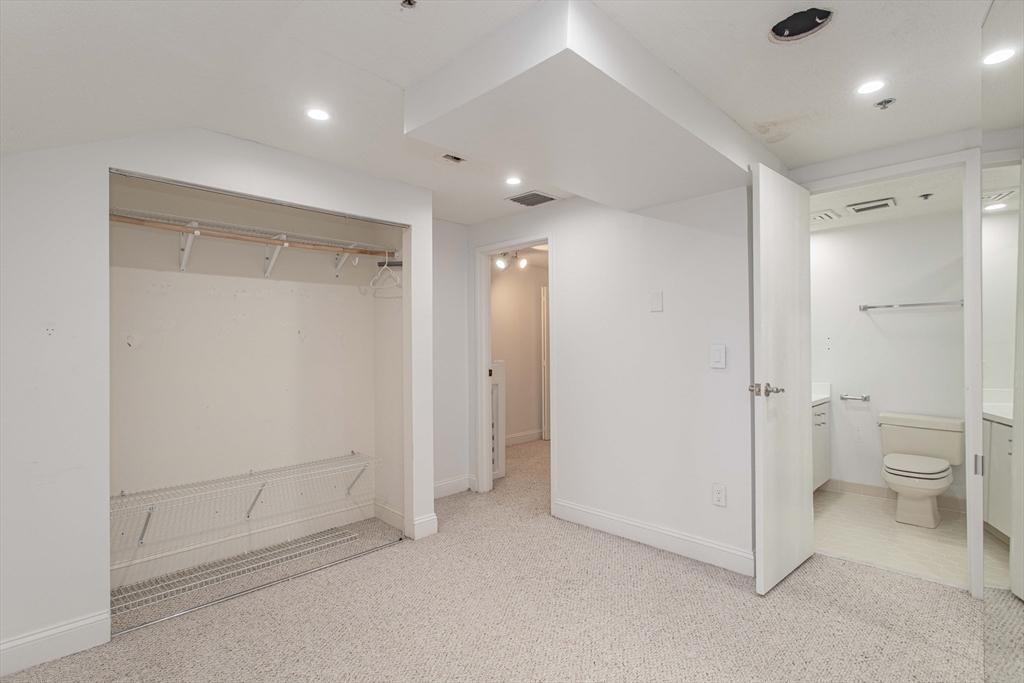 200 Burkhall Street # 807