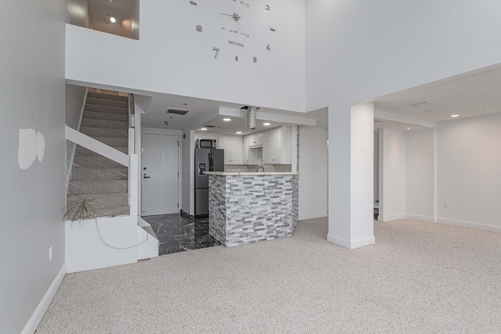 200 Burkhall Street # 807