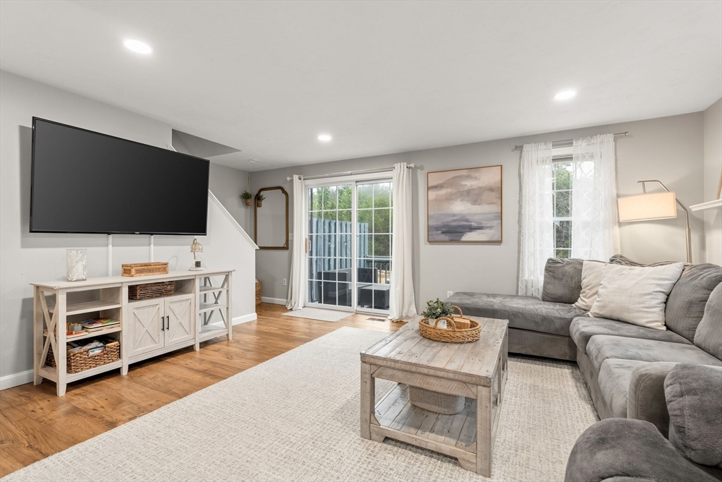 2697 Cranberry Hwy # 23