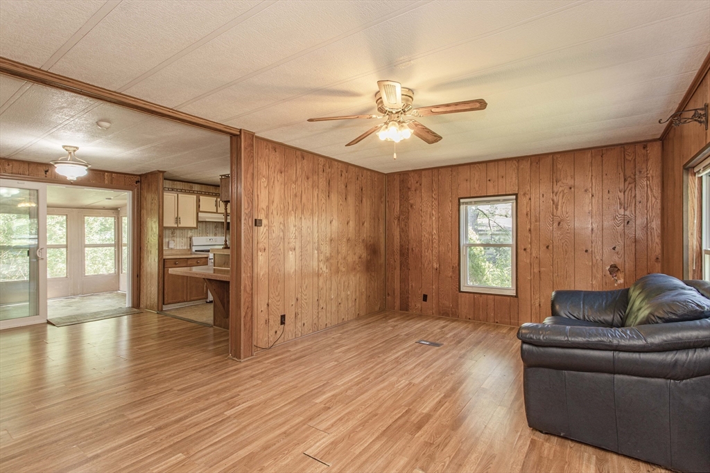 39 Friendship Drive