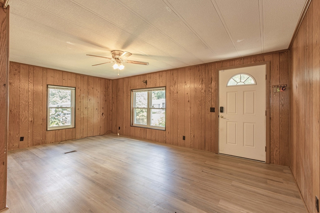 39 Friendship Drive