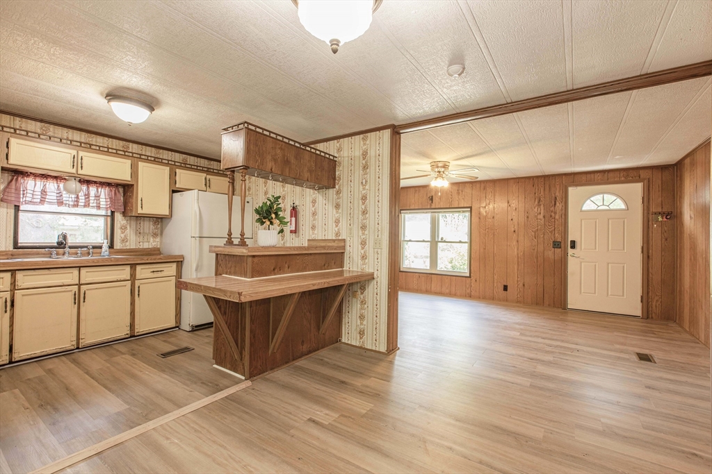 39 Friendship Drive