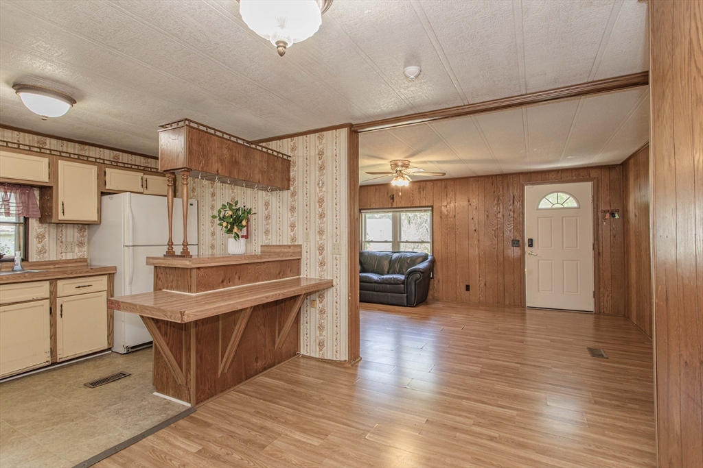 39 Friendship Drive