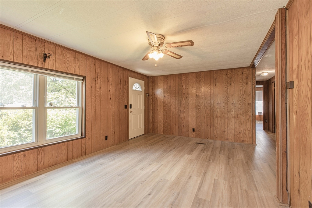 39 Friendship Drive