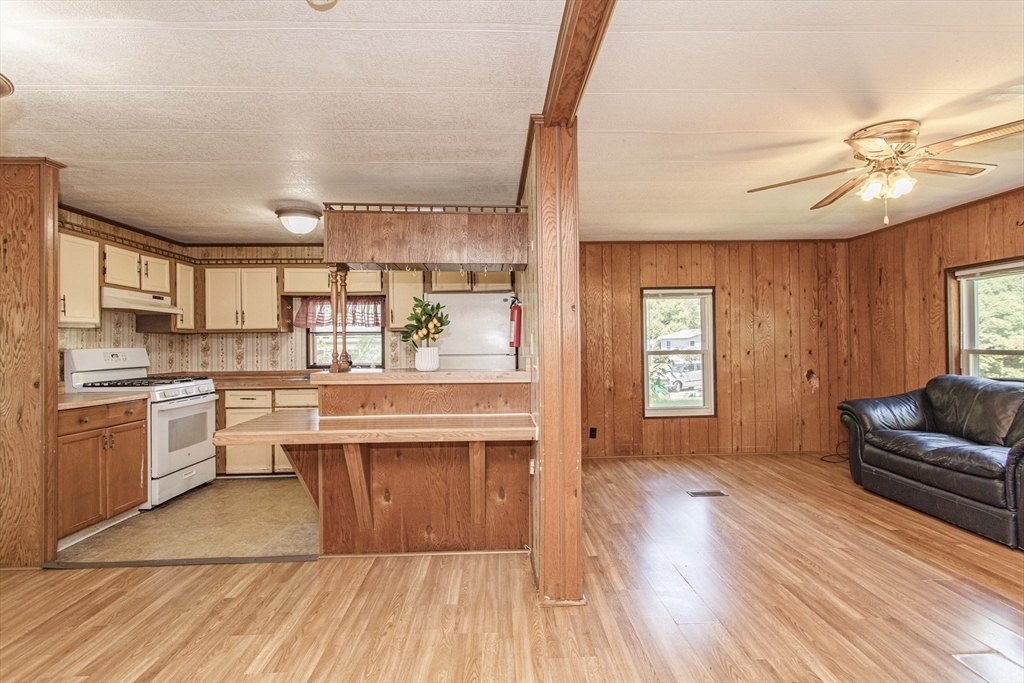 39 Friendship Drive