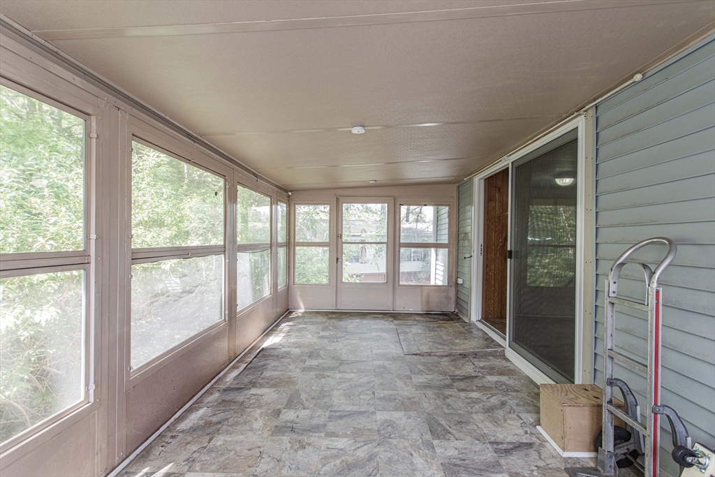 39 Friendship Drive