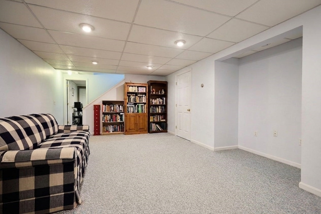 10 Windemere Way