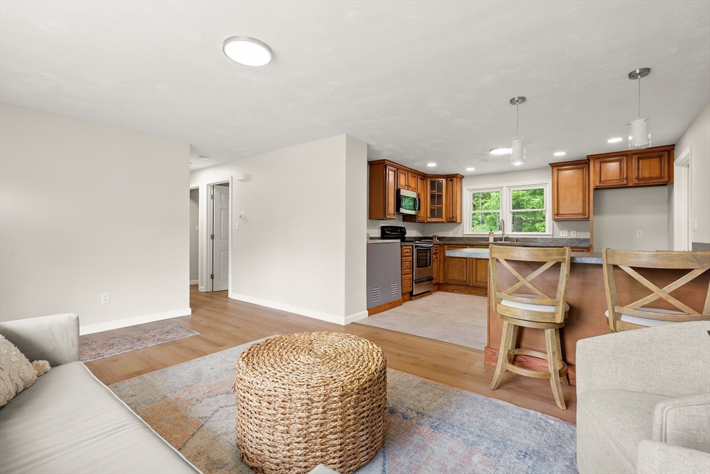 67 Roslyn Rd