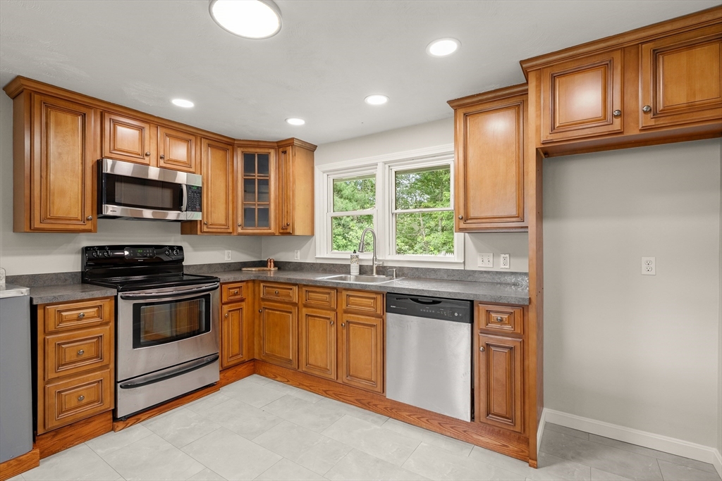 67 Roslyn Rd