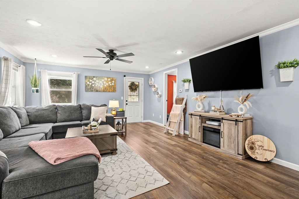 47 Anderson Ave