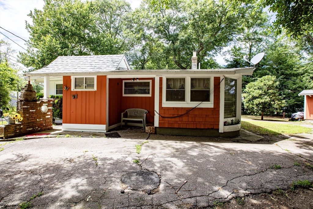 19 Carver St