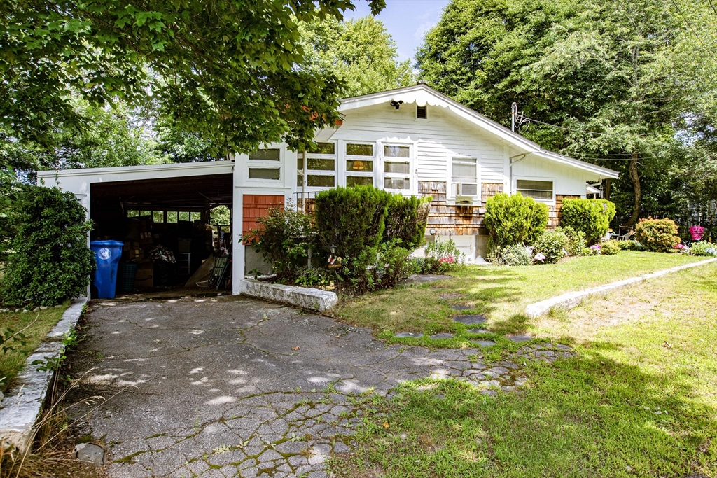 19 Carver St
