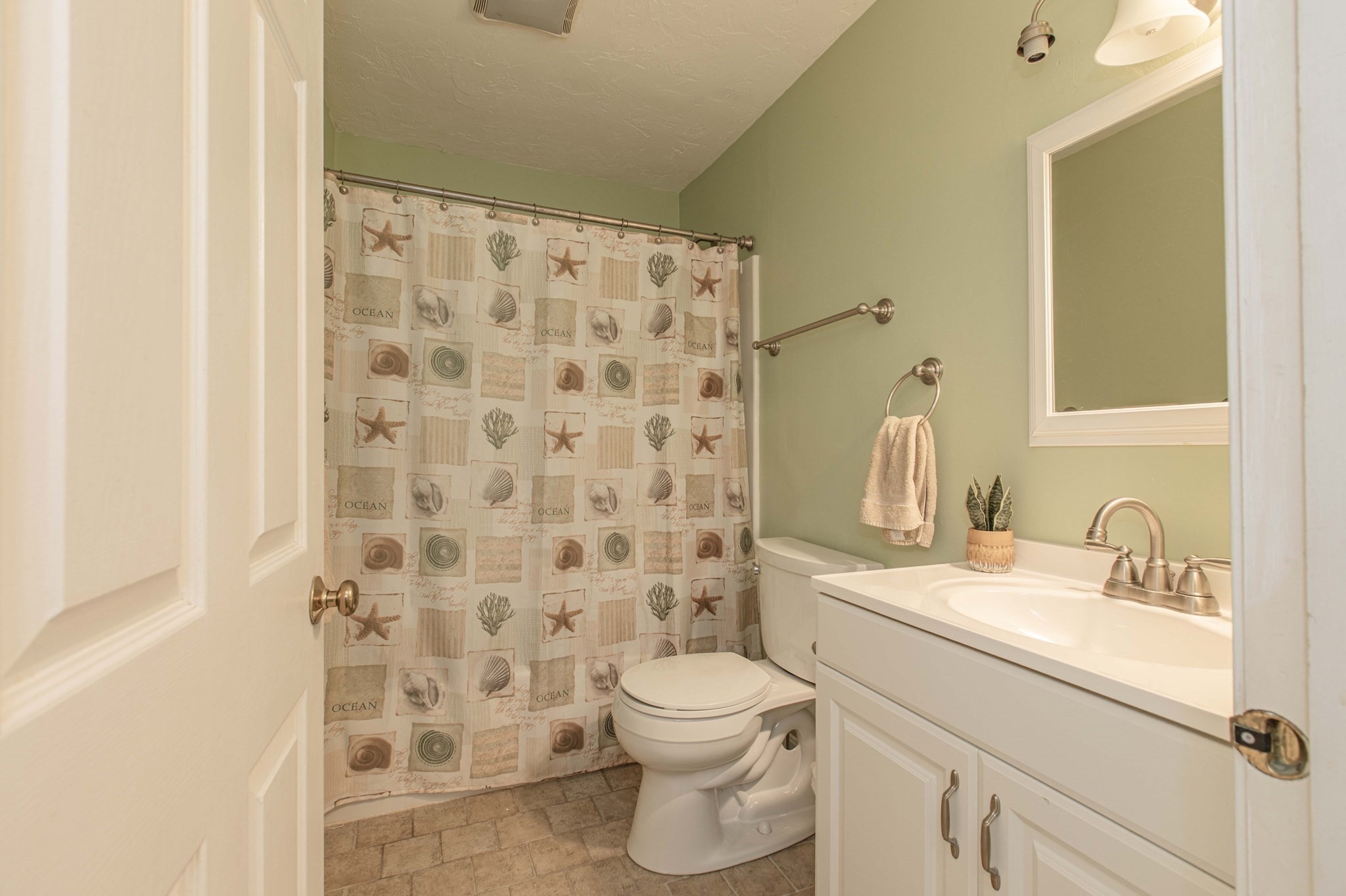 453 Turnpike Street # 24