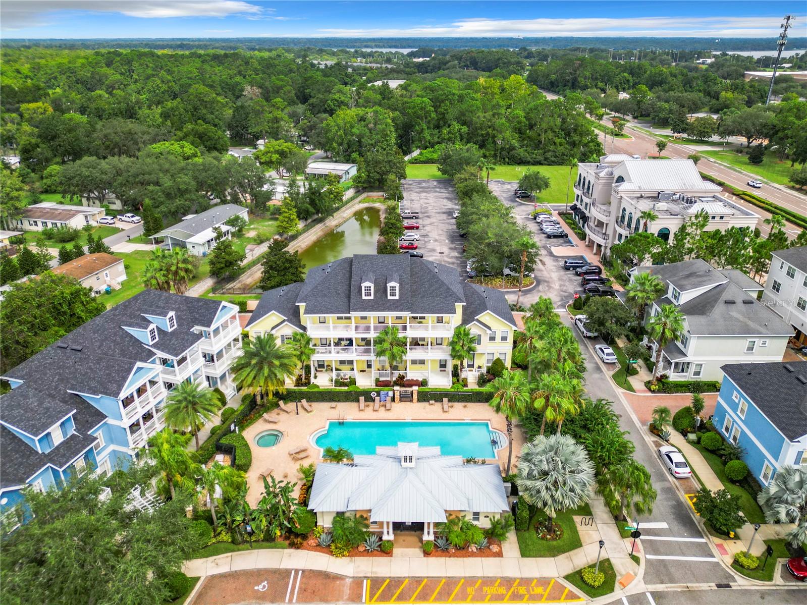 384 INNISBROOK LN