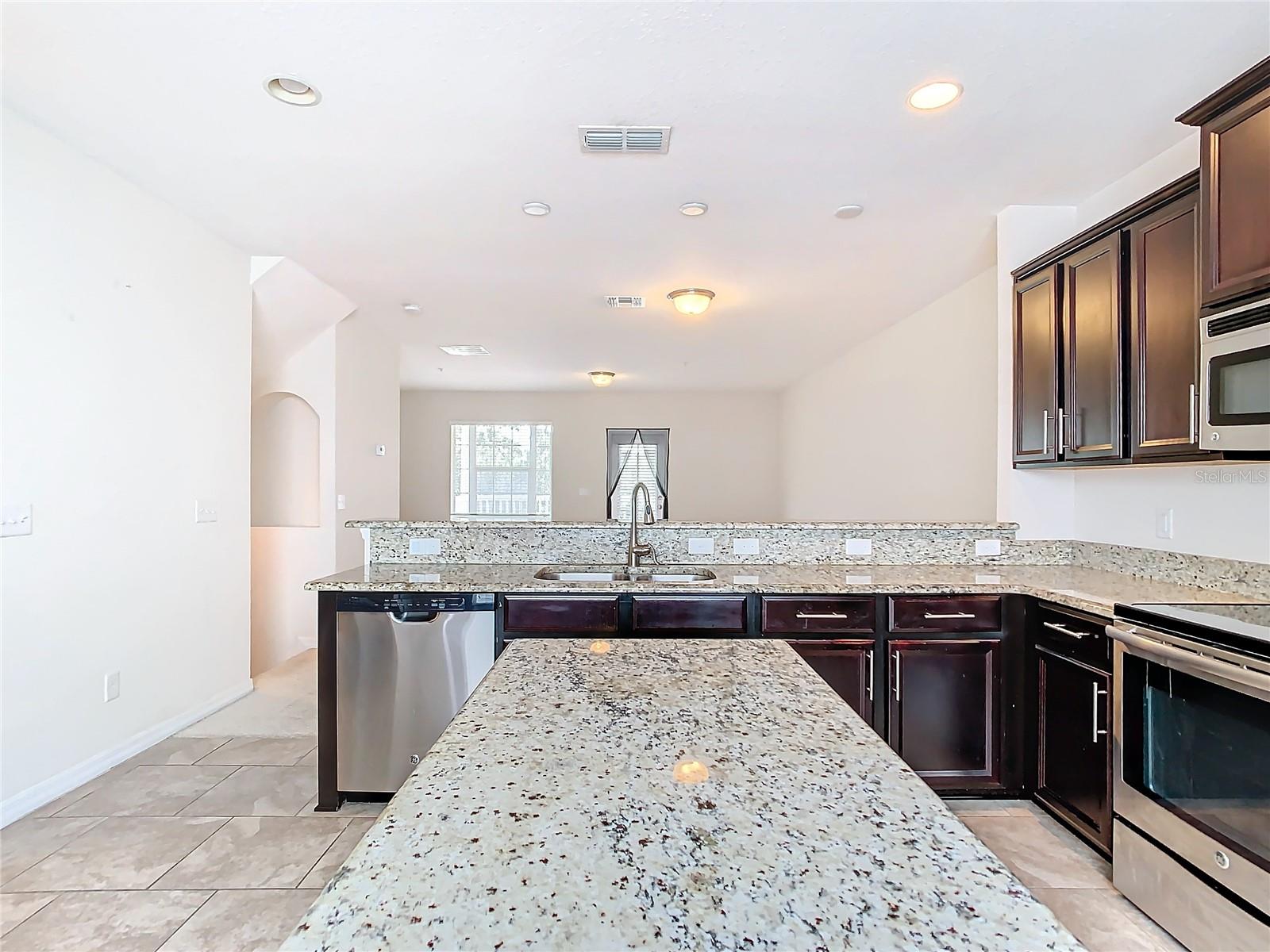 384 INNISBROOK LN