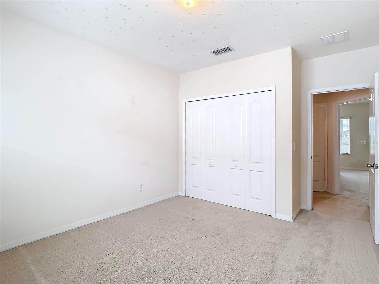 384 INNISBROOK LN