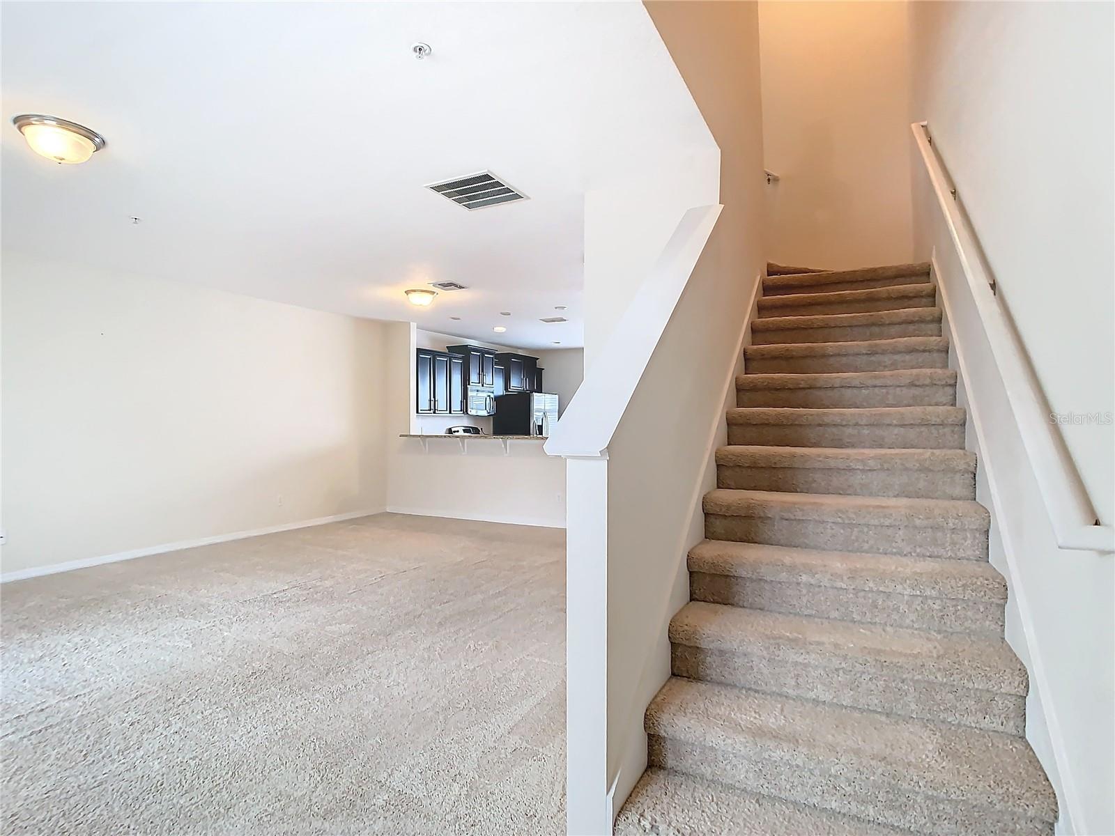 384 INNISBROOK LN