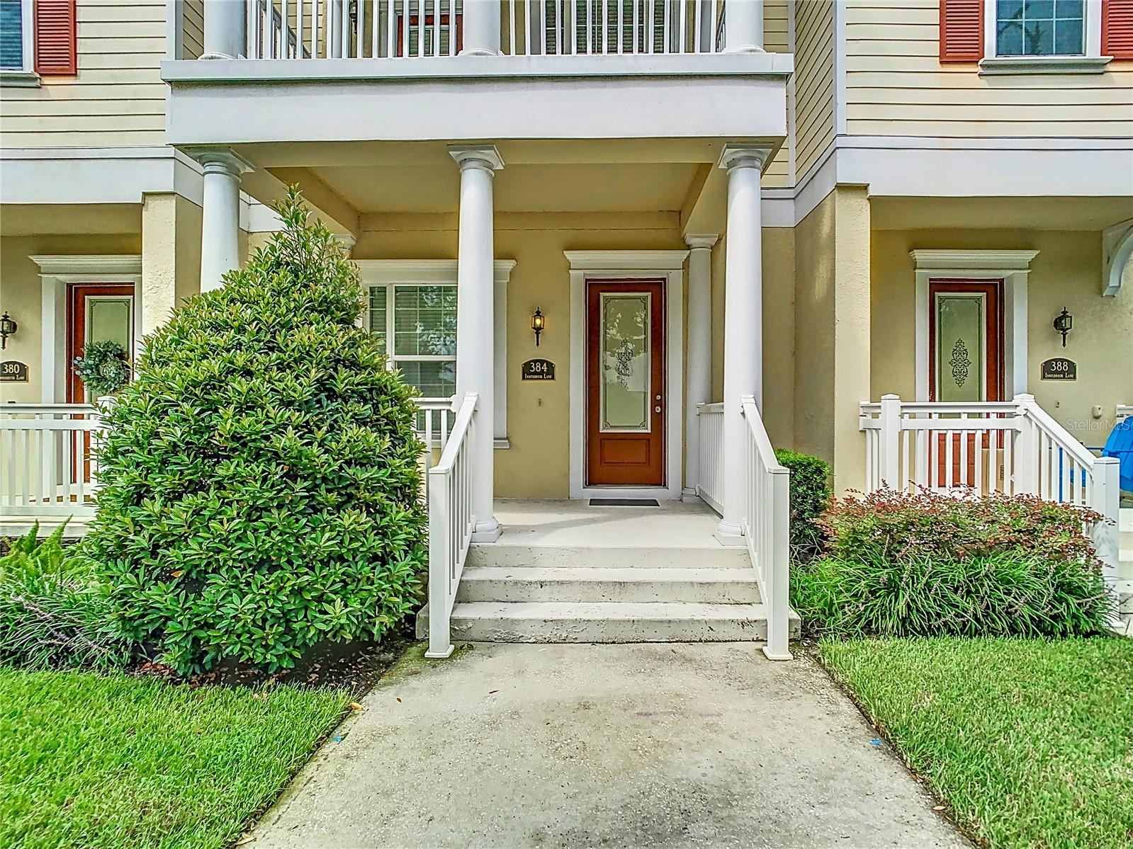 384 INNISBROOK LN