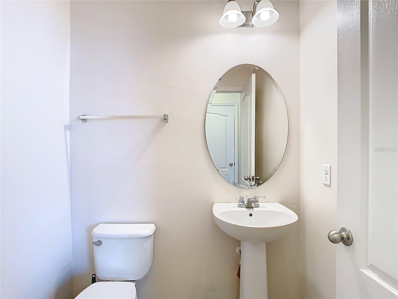384 INNISBROOK LN