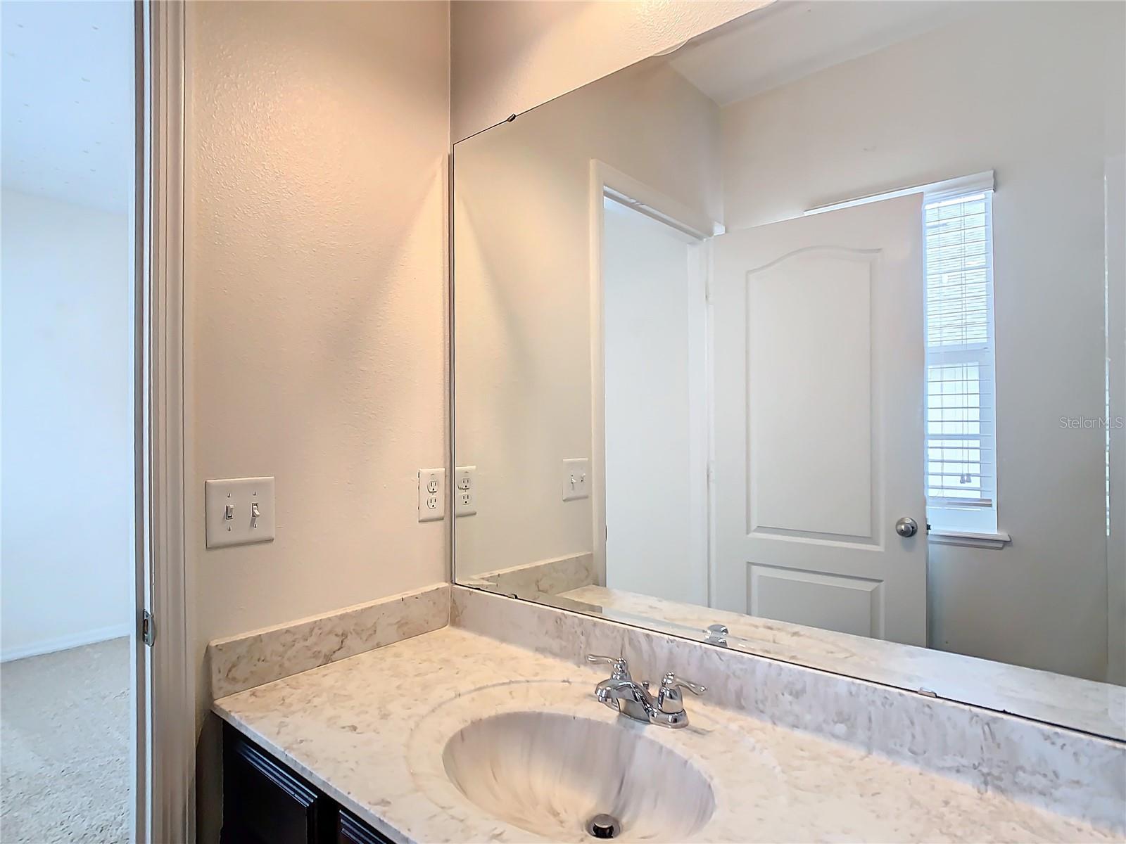 384 INNISBROOK LN