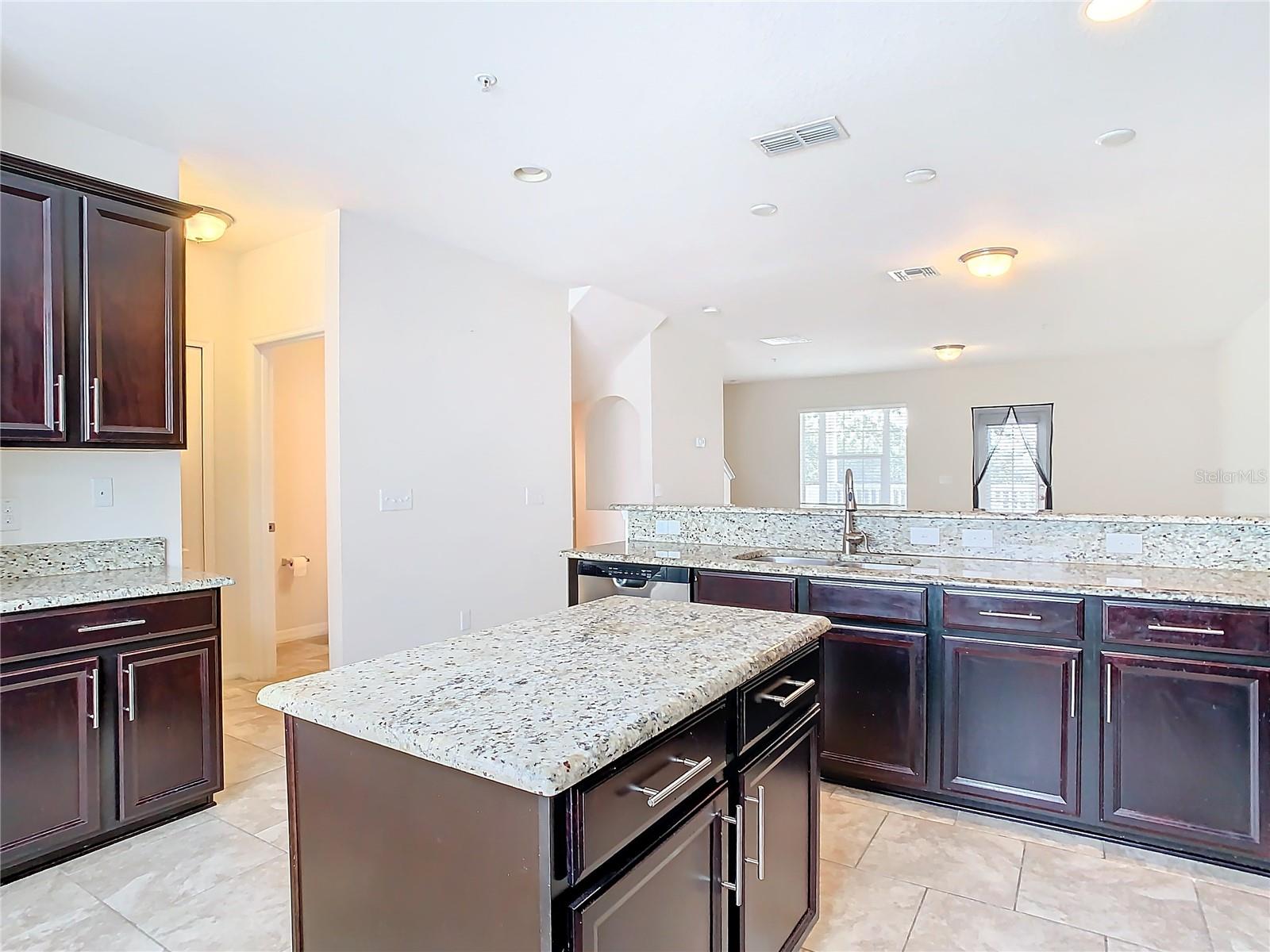 384 INNISBROOK LN