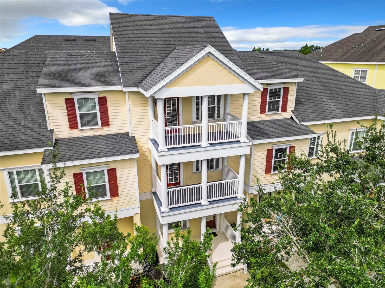 384 INNISBROOK LN
