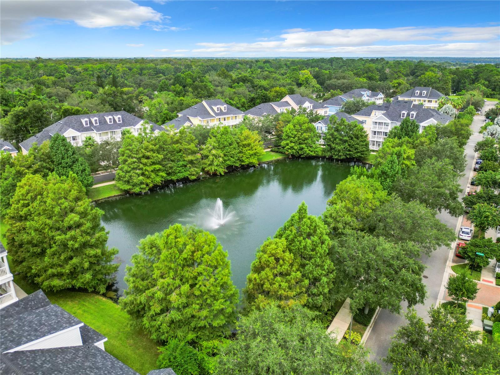 384 INNISBROOK LN