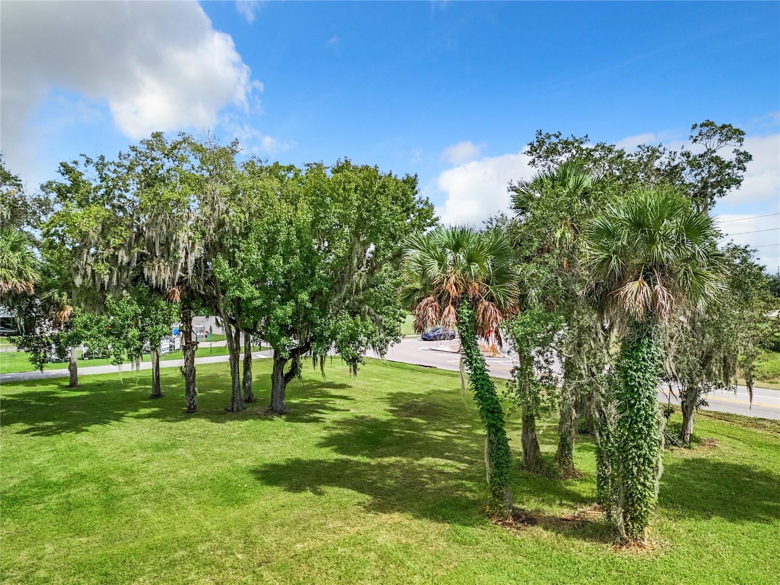 Three Buildable Lots in Sanford's Indian Mound Village