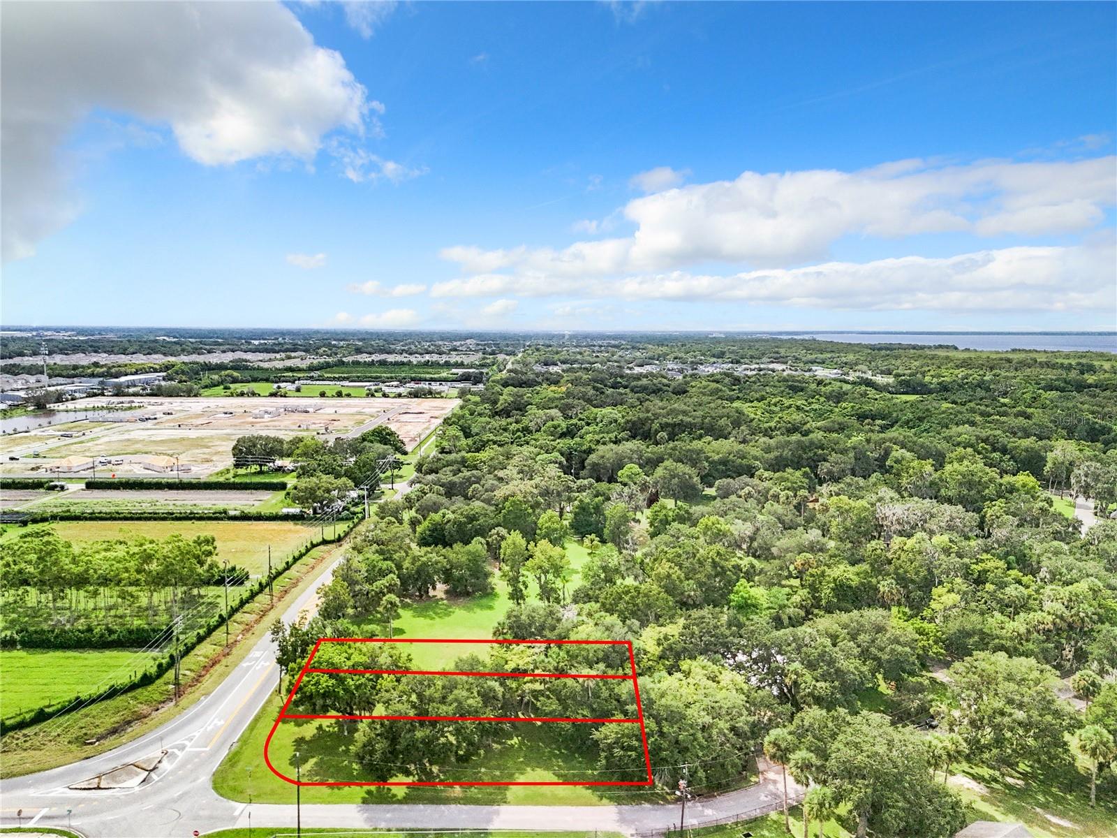 Three Buildable Lots in Sanford's Indian Mound Village