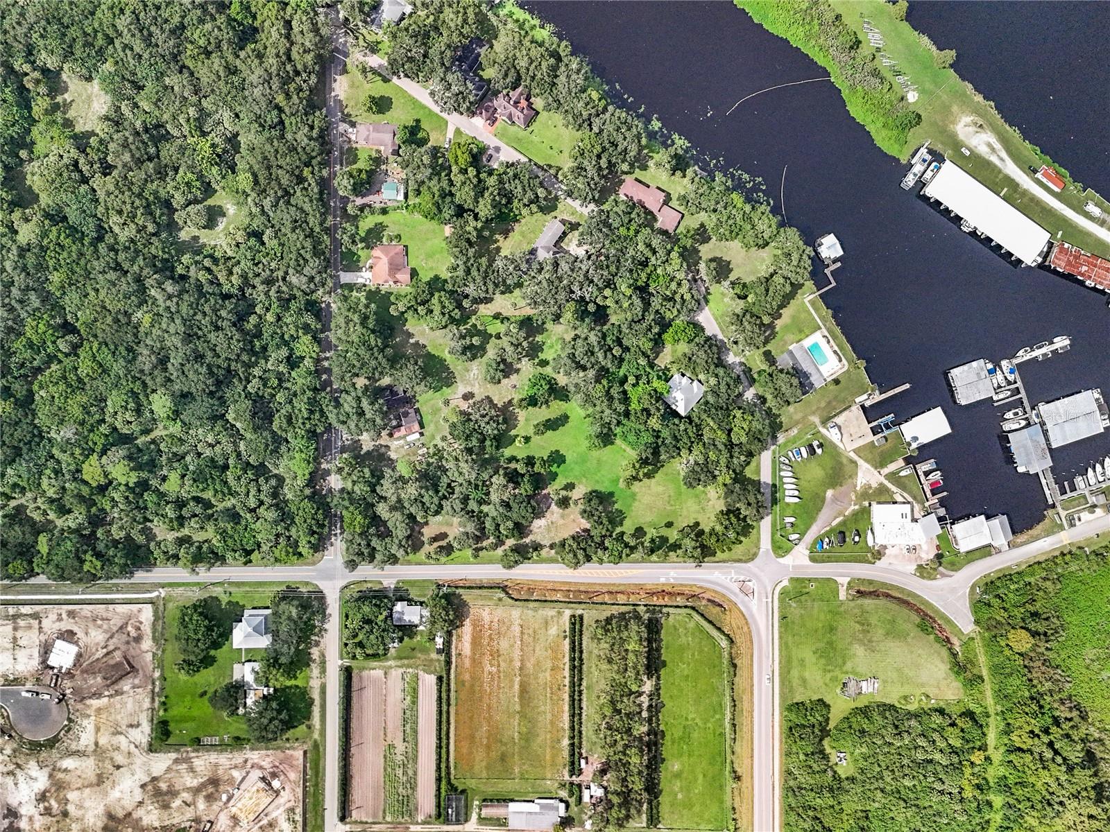 Three Buildable Lots in Sanford's Indian Mound Village